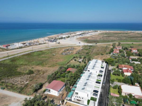 serene villas halkidiki - Cfront private pool